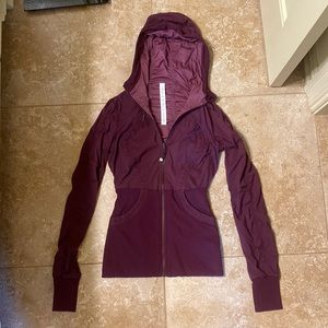 Lululemon Size 4 Zip Up Hooded Jacket Purple
